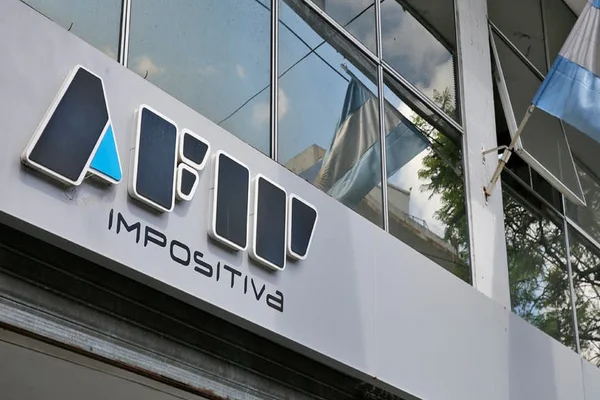 Afip da más tiempo para acceder a la moratoria y a la condonación de deudas
