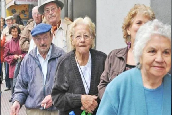 Oficializan aumento de jubilaciones y asignaciones a partir de septiembre