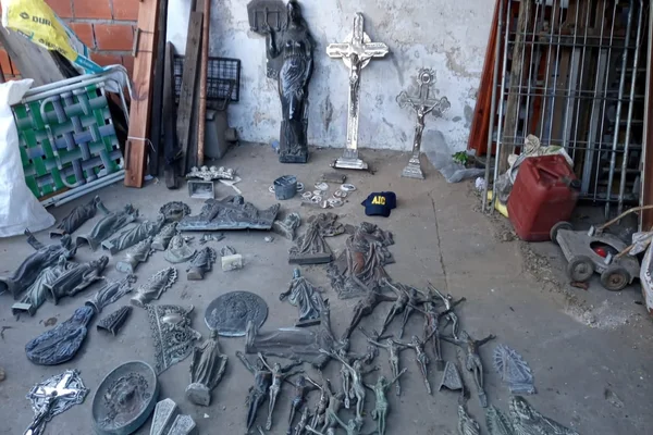 ALLANAMIENTO EN CEMENTERIO