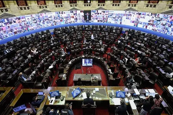 Diputados aprobó el proyecto de postergación de las PASO