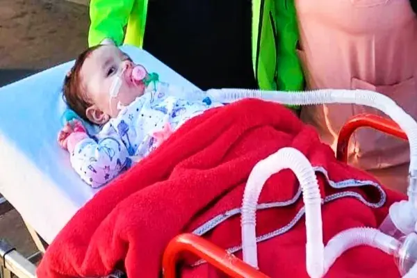 Emmita volvió a su casa después de recibir el medicamento más caro del mundo