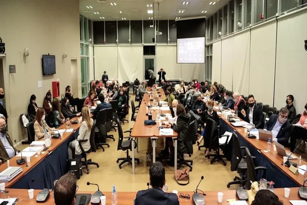 Plenario de comisiones de Diputados, este martes. Foto: Diputados.