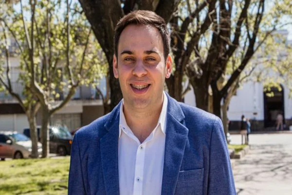 El actual concejal Gonzalo Crispini ganó en el FPCyS y se perfila como fuerte cantidado.