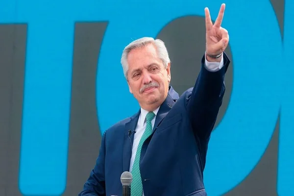 Fernández culpó al macrismo: "Sólo tuvimos 99 días de normalidad sanitaria"