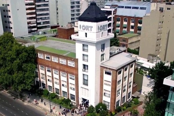 Detectan 43 casos de coronavirus en el colegio ORT de Belgrano e investigan si corresponden a la cepa Delta