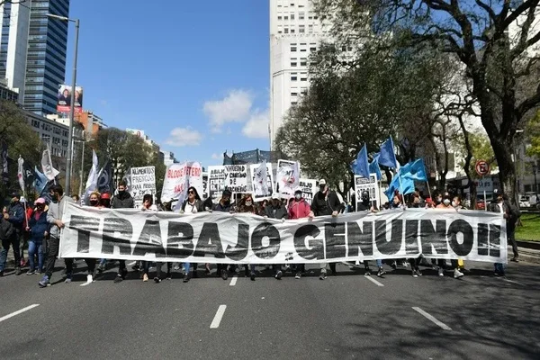 El gobierno confirmó un aumento del 48% del salario mínimo para este año