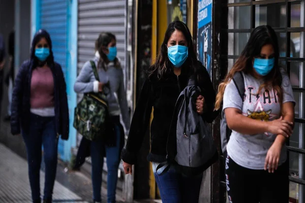 Deja de ser obligatorio el uso de tapabocas en espacios abiertos
