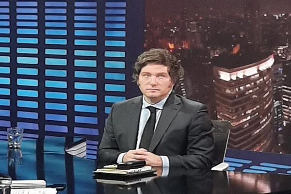 El postulante de La Libertad Avanza insistió en que en el Frente de Todos "están dispuestos a hacer cualquier cosa para ganar la elección".