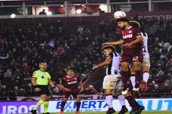 Lanús superó a Central Córdoba por 2 a 1