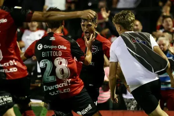 Newell's 1 - Independiente 0, victoria con un gol a último momento