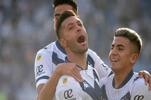 Vélez le ganó a San Lorenzo en Liniers