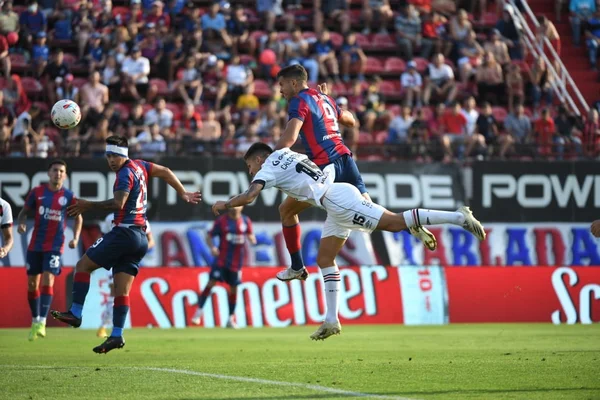 San Lorenzo le ganó 3 a 2 a Newell´s en el "Nuevo Gasómetro"