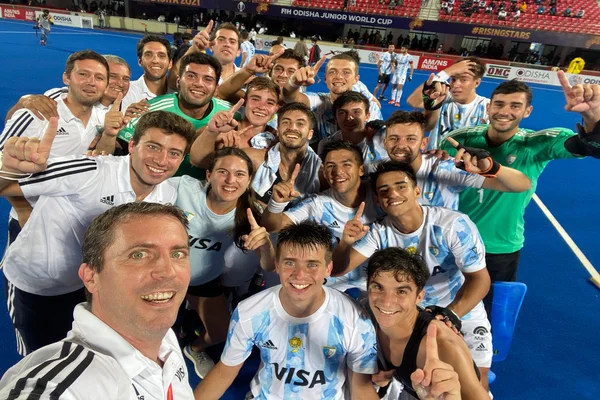 Con una notable participación de Lautaro Domene, quien anotó los tres primeros tantos en jugadas de córners cortos, el equipo argentino obtuvo el título en la ciudad india de Bhubaneswar.