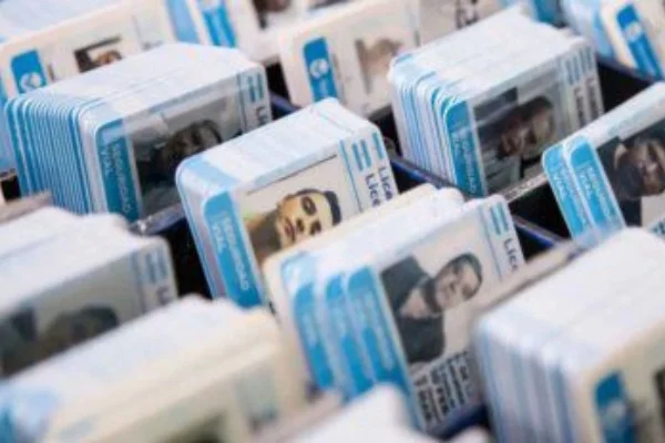 Se cayó en la provincia el sistema de licencias de conducir y también afecta a San Nicolás