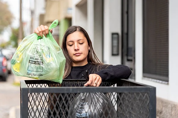 Hoy solamente deben sacarse las bolsas de residuos con material reciclable
