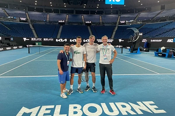 Djokovic se entrenó tras la liberación