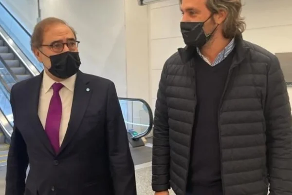 Cafiero llegó a EEUU y se prepara para la reunión con Blinken, con el FMI como tema central