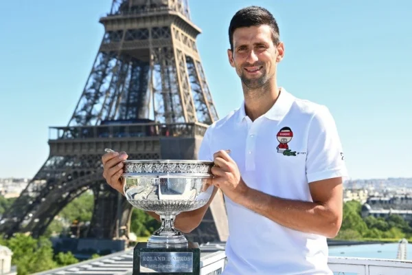 Francia cambió sus protocolos y, si no se vacuna, Djokovic tampoco podrá jugar Roland Garros