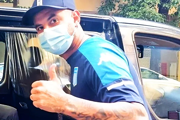 Edwin Cardona firmó con Racing y dio positivo de coronavirus