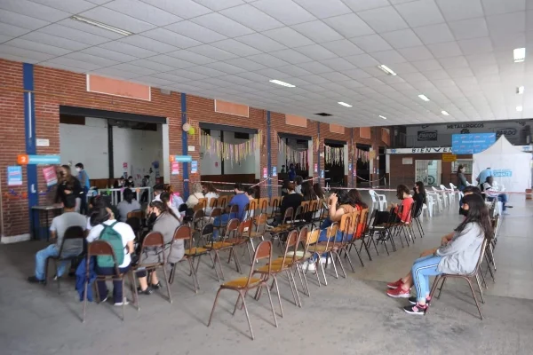Llegaron a la ciudad dosis de Sinopharm para niños de entre 3 y 11 años
