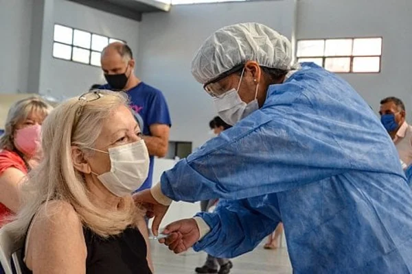 Coronavirus en Argentina: registraron 88.503 nuevos casos y 317 muertes