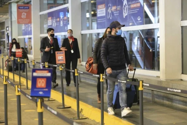 Ya rige la medida gremial que afecta a más de 12 mil pasajeros
