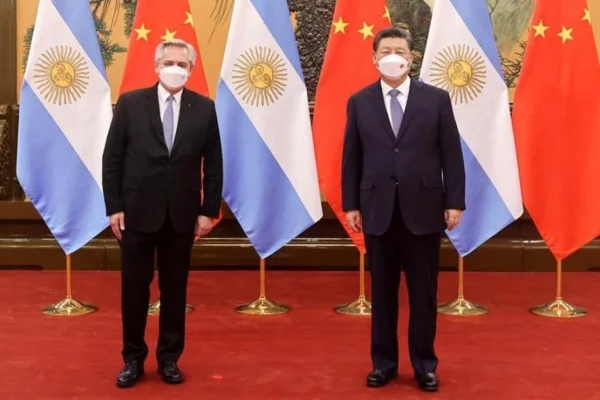 Alberto Fernández con su par chino, Xi Jinping. (Foto: Presidencia).