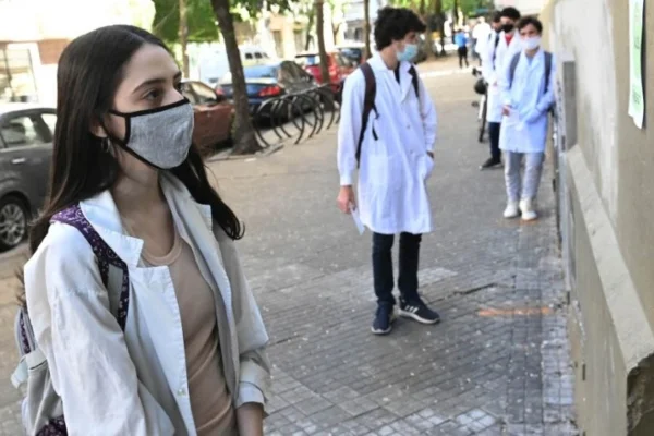 El inicio de clases encuentra a casi el 80% de estudiantes vacunados