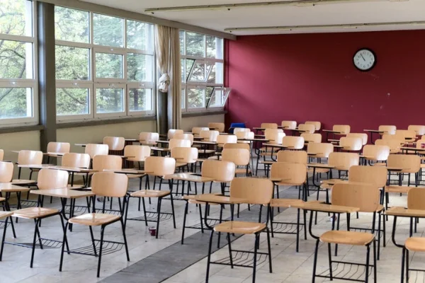 El Gobierno bonaerense envía más de $3.000 millones a los consejos escolares
