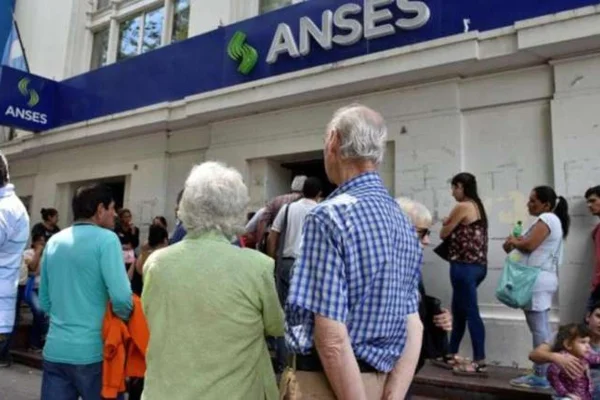 La banca oficial se prepara para la acreditación de la Fe de Vida en marzo