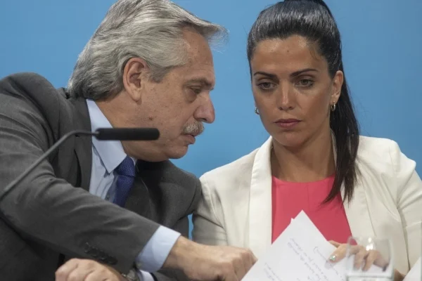 A un mes de la polémica por su viaje al Caribe, Luana Volnovich reaparecerá en un acto con el Presidente
