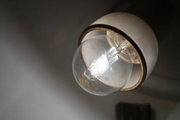 Desde marzo se aplicará un 19% de aumento en las tarifas de luz