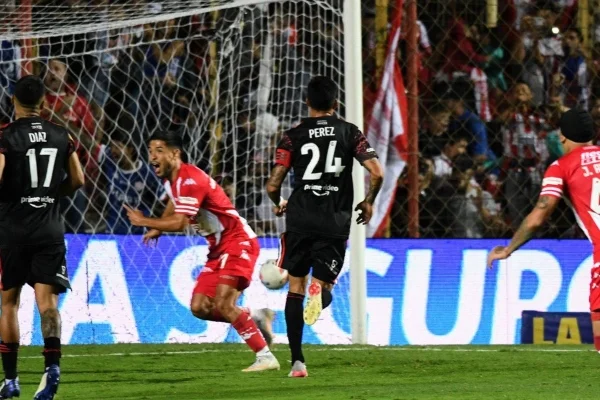 River tropezó con Unión y con Pitana
