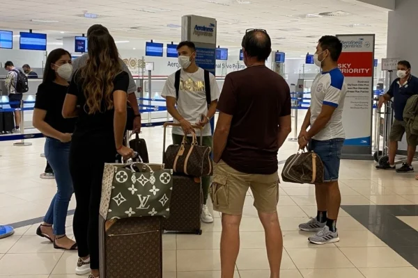 Óscar Romero llegó para sumarse a Boca