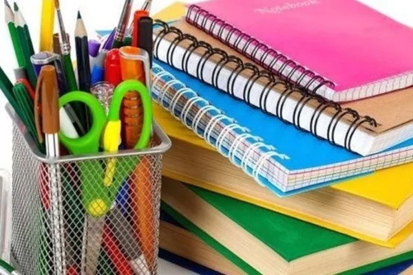 Desde hoy se podrán conseguir más de 160 productos escolares a precios cuidados