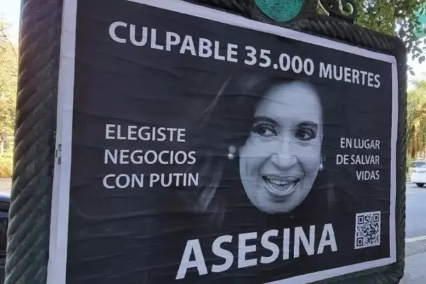 Alberto Fernández repudió los afiches que tildan de "asesina" a Cristina Fernández