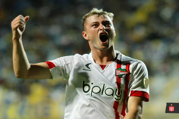 Estudiantes le gano a  Everton en Chile, y se acerca a la fase de grupos de la Libertadores