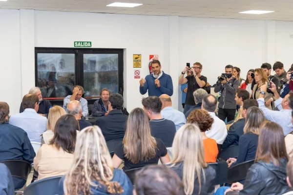 Manuel y Santiago Passaglia encabezaron la reunión de Juntos PBA con miembros de la mesa de enlace Manuel y Santiago Passaglia encabezaron la reunión de Juntos PBA con miembros de la mesa de enlace