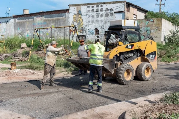 La Municipalidad comenzó a pavimentar barrio Los Provincianos