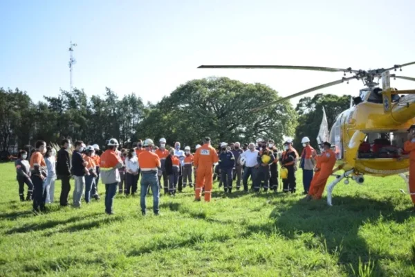 El servicio de aeroemergencia de arcelormittal acindar deriva a un centro médico de alta complejidad, de rosario.