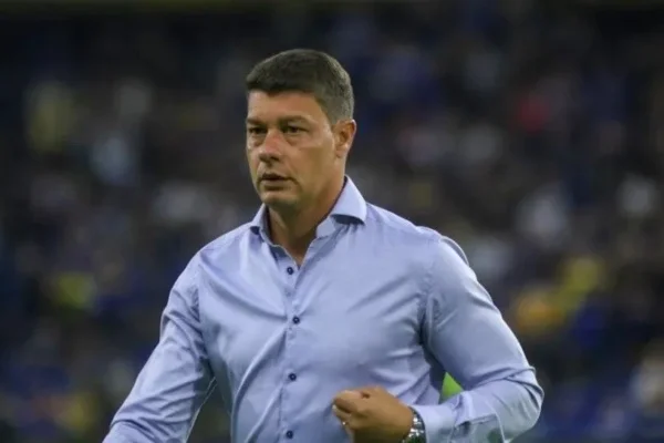 Battaglia: "Son todas críticas. Hace 12 partidos que no perdíamos y nadie dice eso"