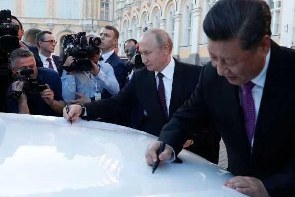 Vladimir Putin pidió ayuda y apoyo militar a Xi Jinping antes de invadir Ucrania