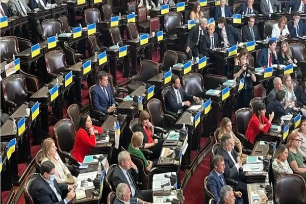 Parte de la oposición abandonó el recinto en medio del discurso presidencial