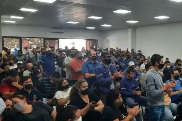 La decisión se tomó mediante asamblea de los traajadores municipales.