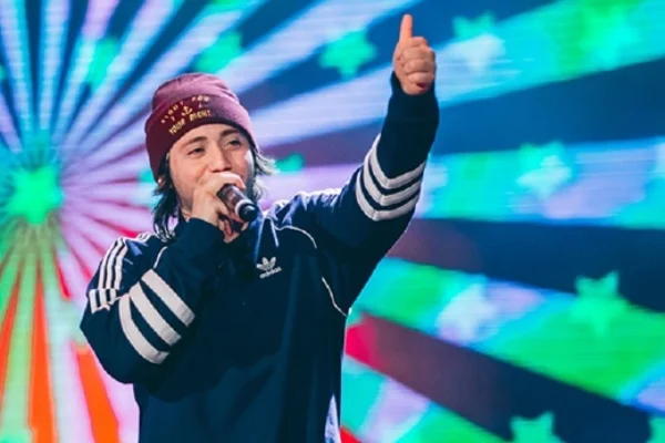 Paulo Londra vuelve a la música de la mano de Warner Music Latina