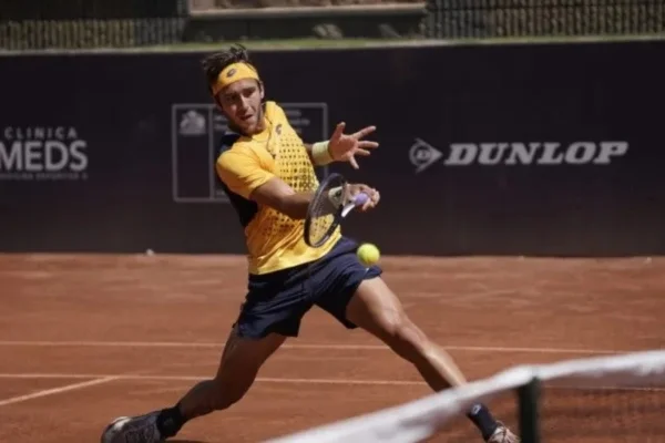 Tomás Etcheverry clasificó a las semifinales del Challenger de Santiago