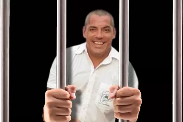 Seguirán presos y los trasladan al penal