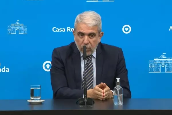 Aníbal Fernández dio marcha atrás y aseguró que no impedirá la protesta del campo