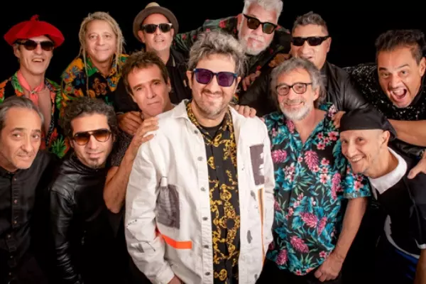 Los Auténticos Decadentes lanzan el segundo álbum de la trilogía "ADN"