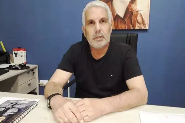 “mucha gente del sector privado no se atreve a entrar en política", argumentó Berti.